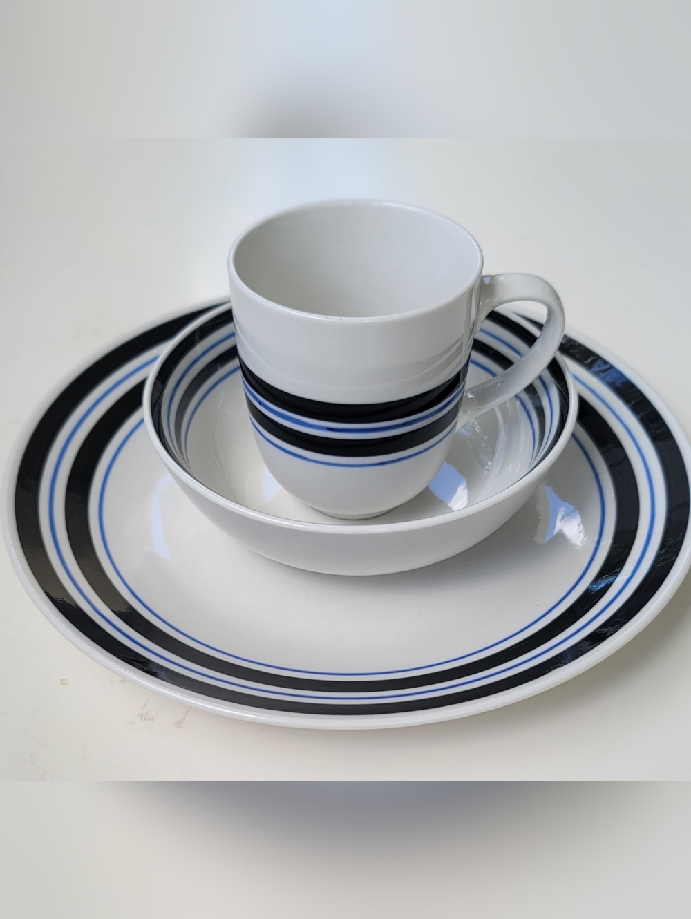 Gibson White Dinnerware Set with Black and Blue Stripes